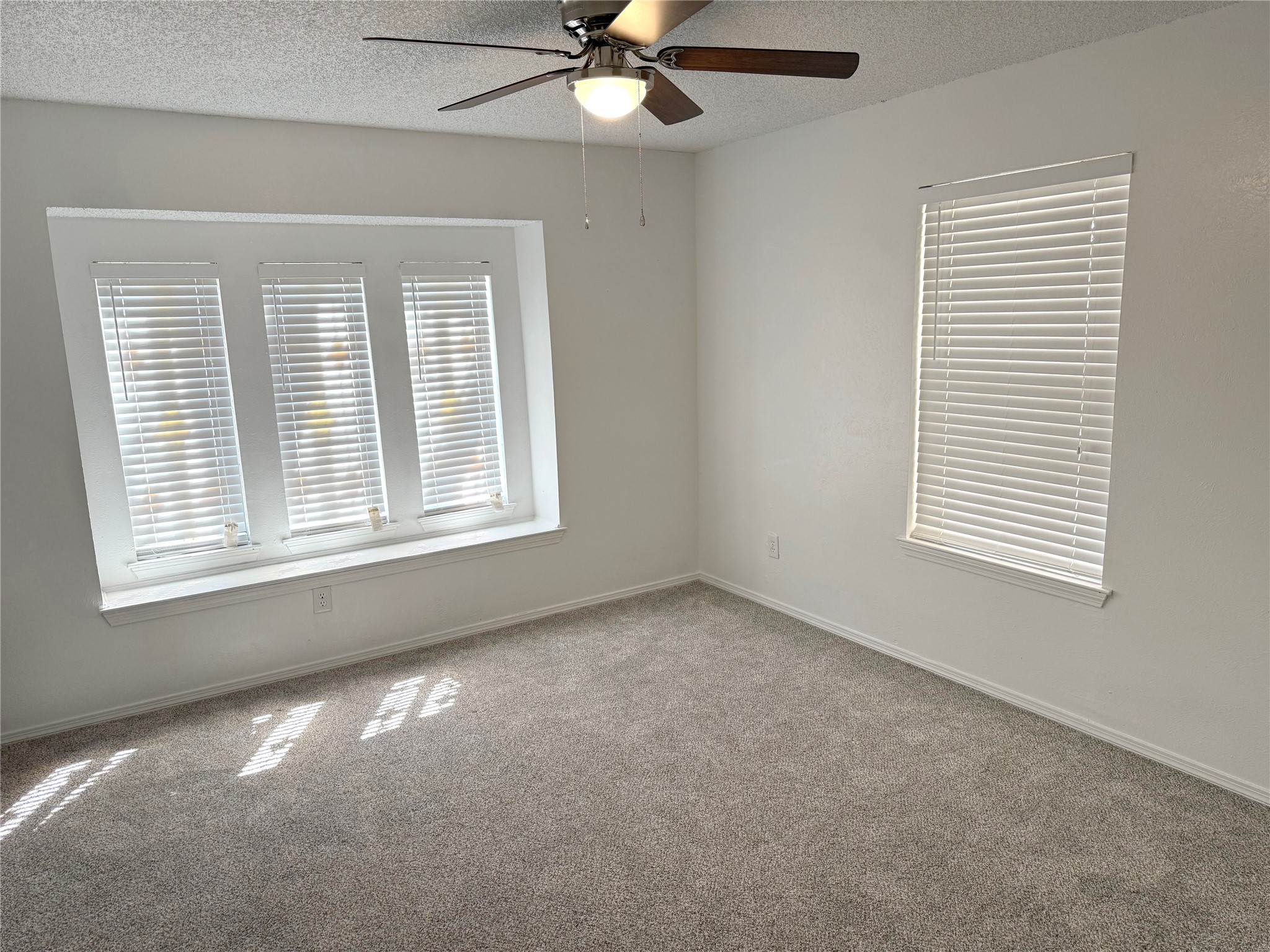 520 Baker Drive Hurst TX 76054