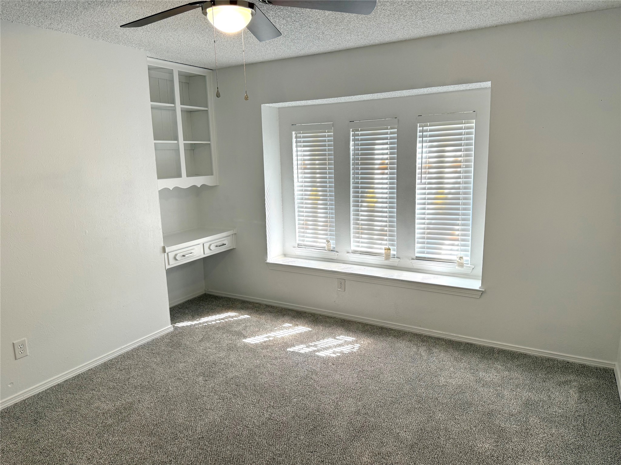 520 Baker Drive Hurst TX 76054