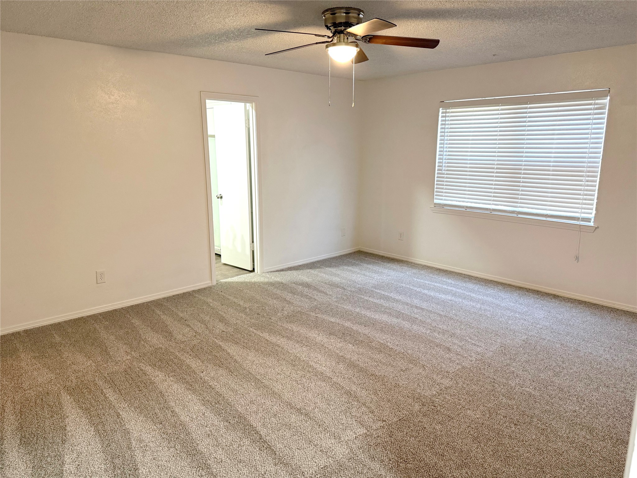 520 Baker Drive Hurst TX 76054