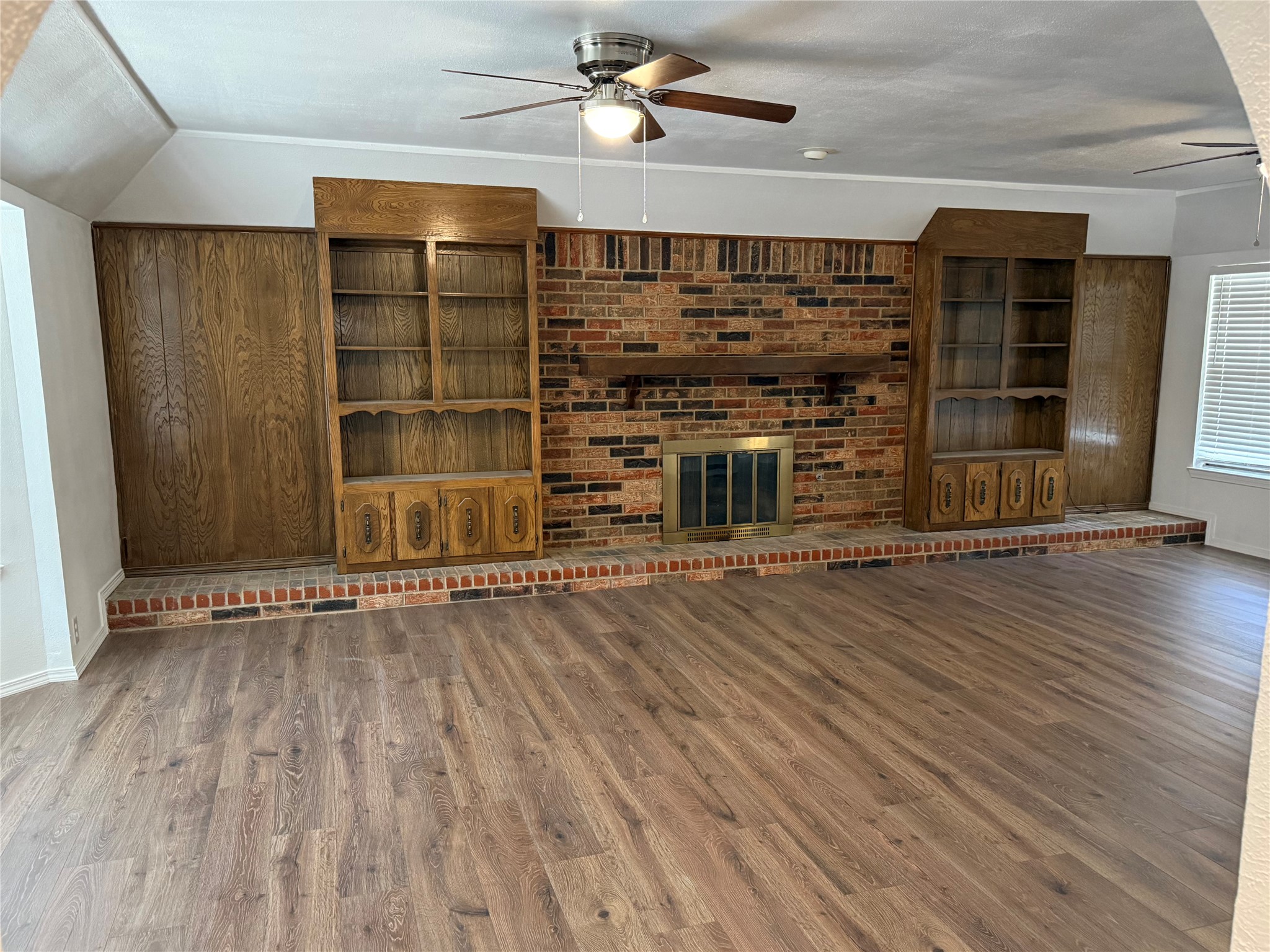520 Baker Drive Hurst TX 76054