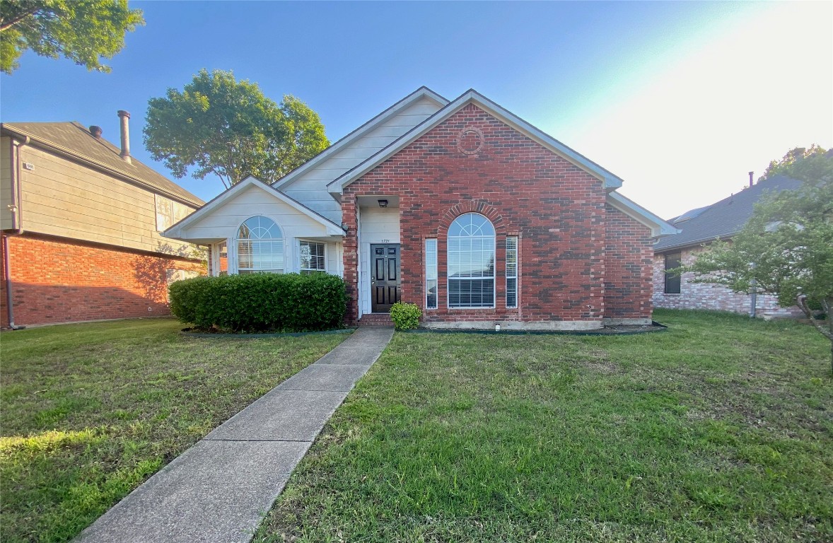 1721 Cool Springs Drive Mesquite TX 75181
