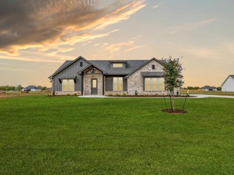 312 Olde Knoll Place Rio Vista TX 76093