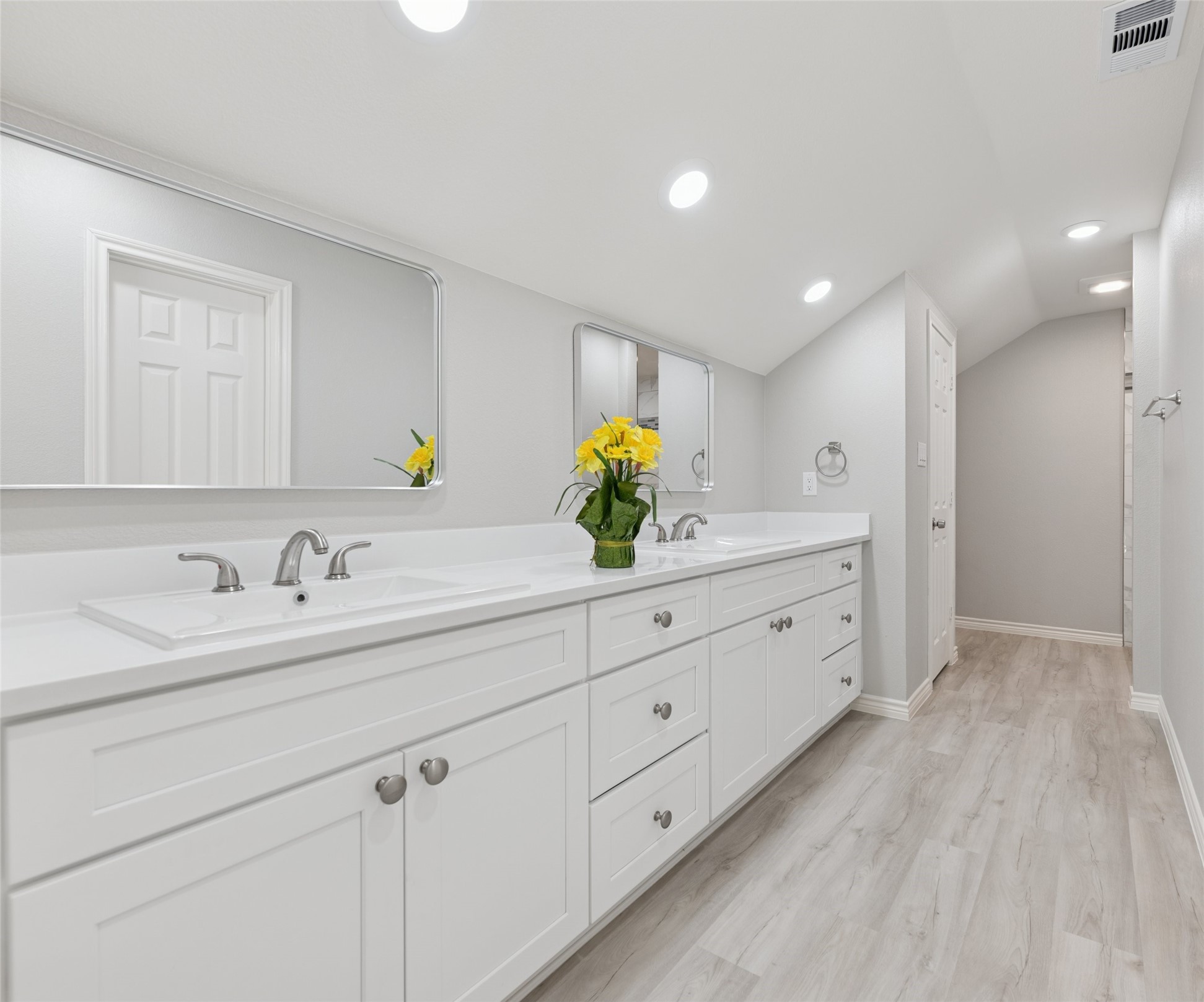 3804 Ashbury Lane Bedford TX 76021