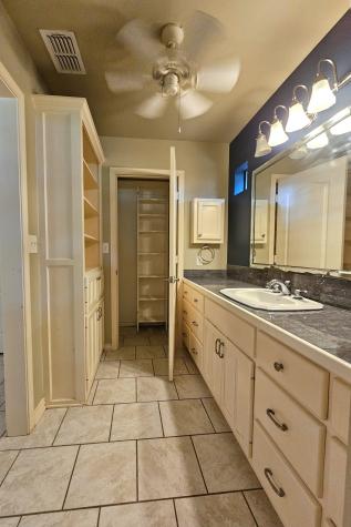 5731 N Cape Drive Chandler TX 75758