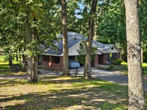 5731 N Cape Drive Chandler TX 75758