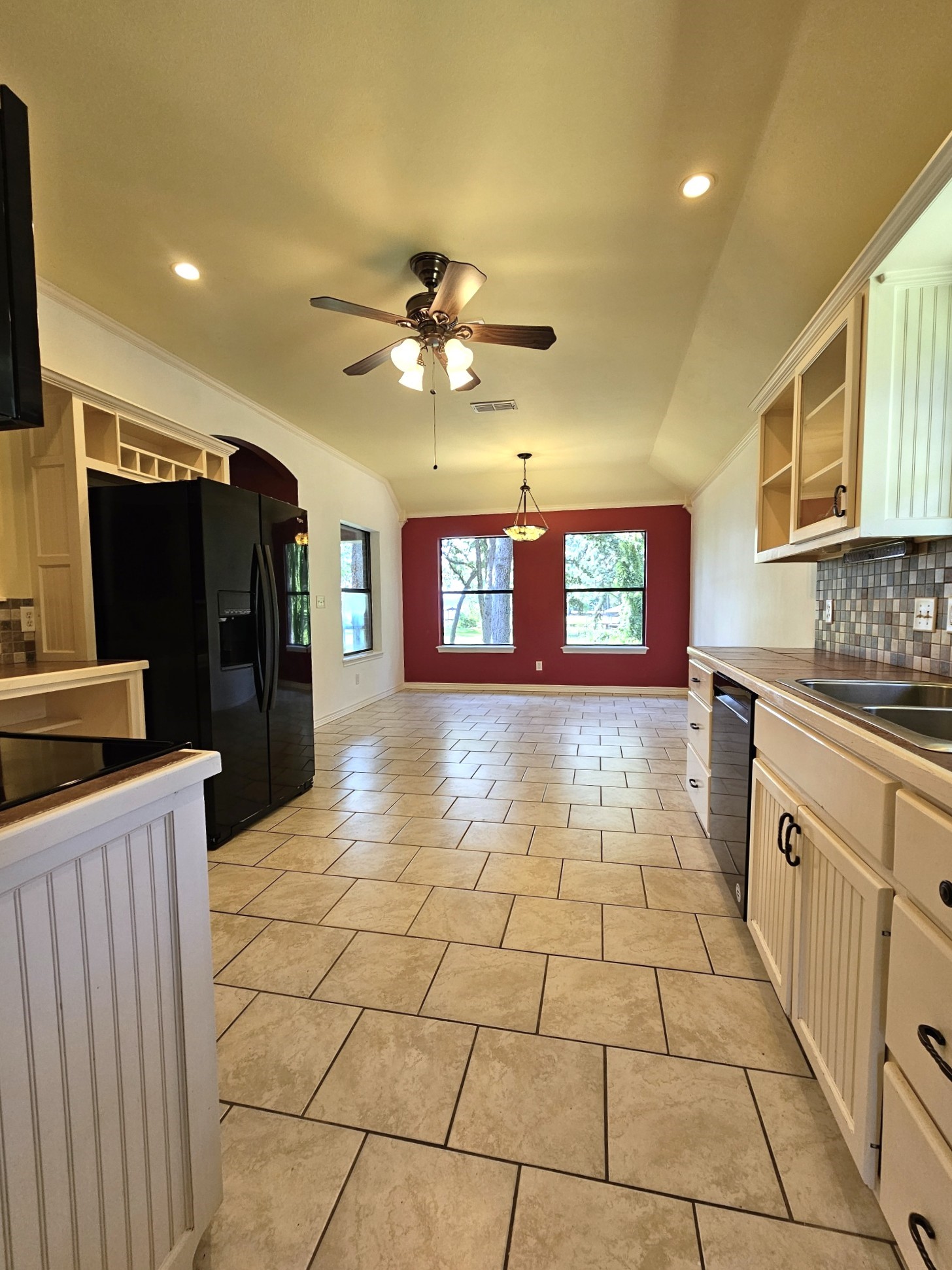 5731 N Cape Drive Chandler TX 75758