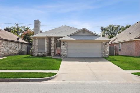 2929 Salado Trail Fort Worth TX 76118