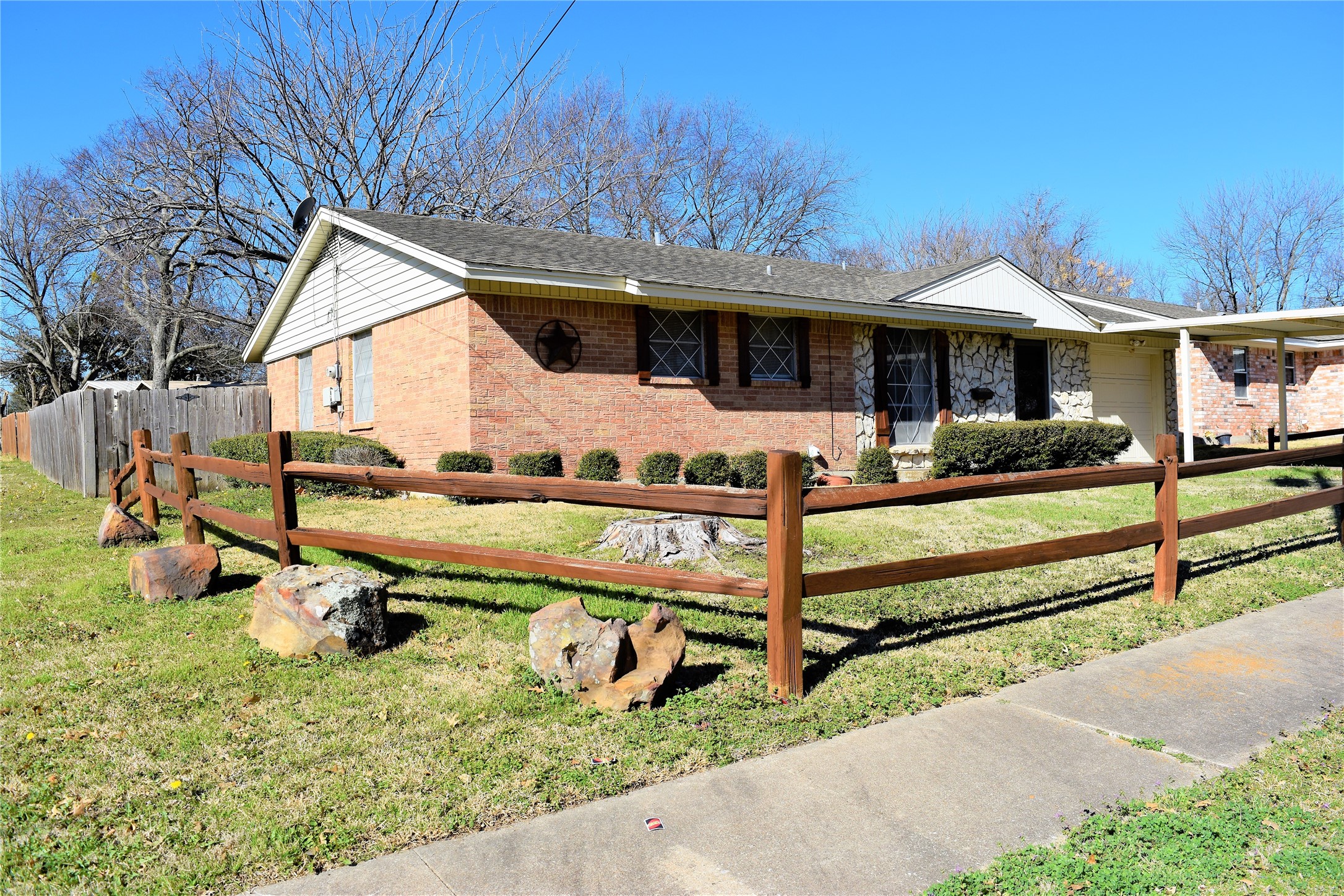 524 Hillside Drive Sherman TX 75090