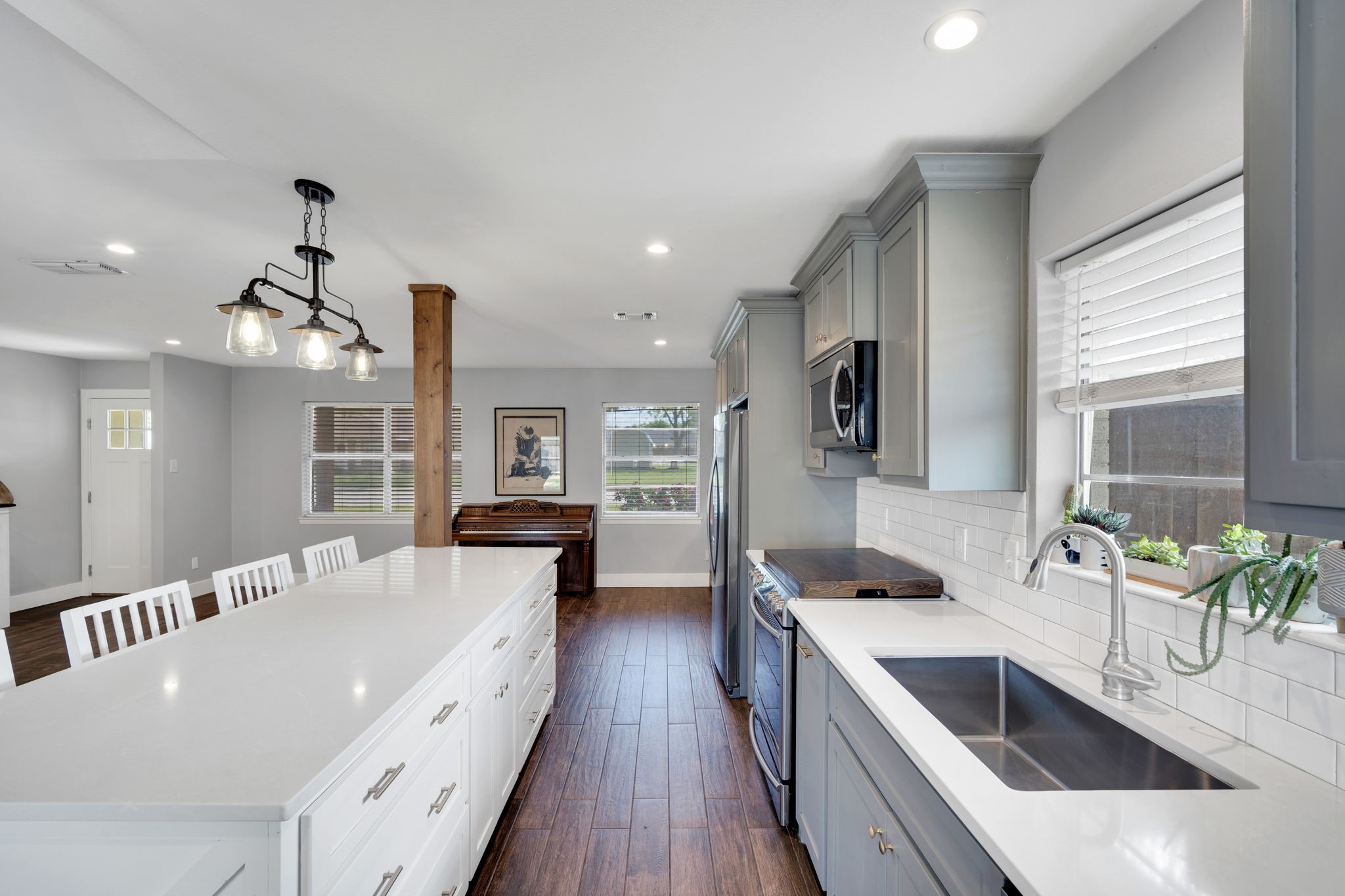 106 Hillcrest Drive Midlothian TX 76065