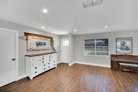 106 Hillcrest Drive Midlothian TX 76065