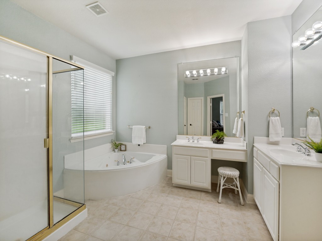 8909 Preston Wood Drive Mckinney TX 75072