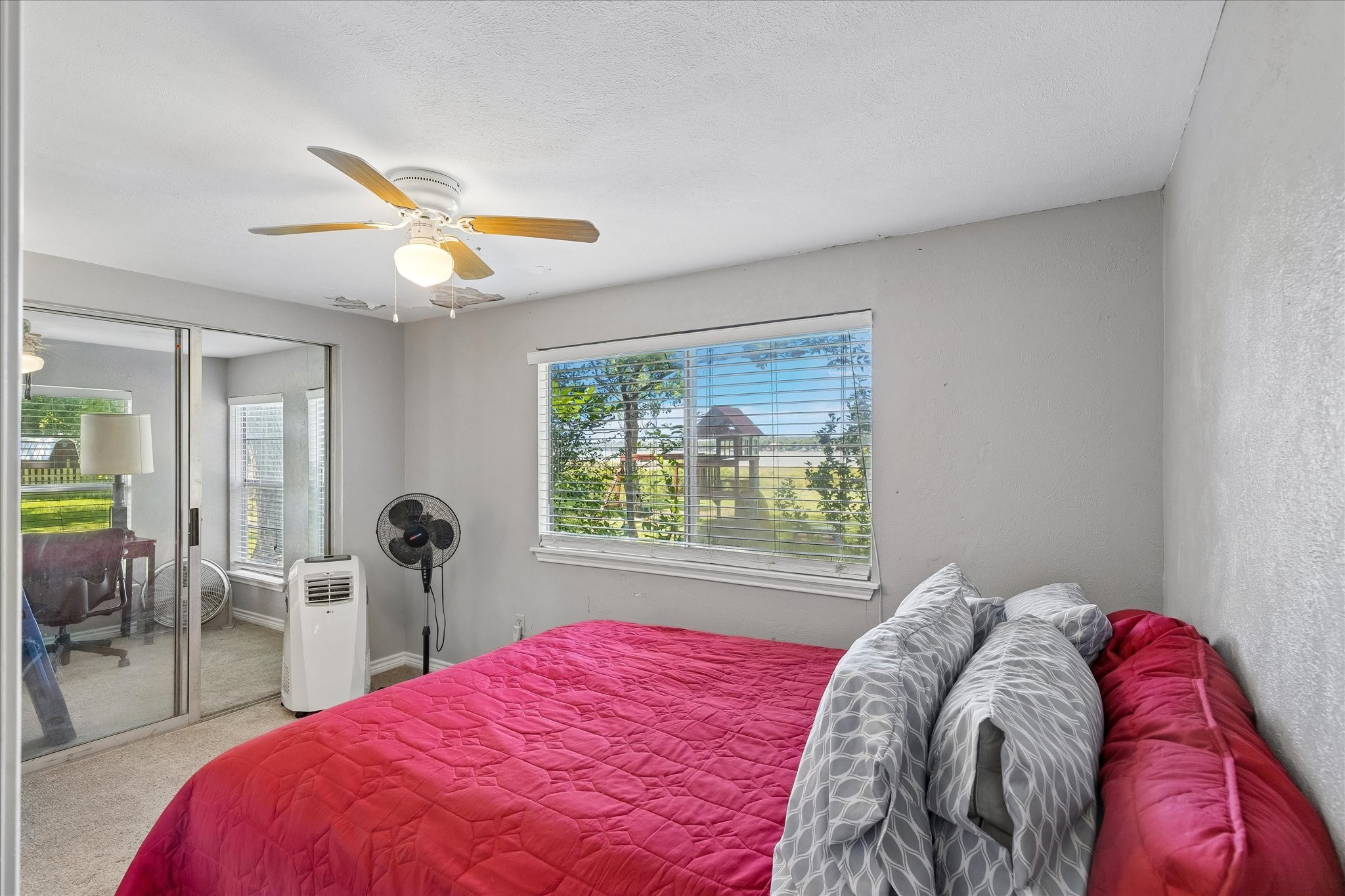 2435 E Lake Drive Weatherford TX 76087