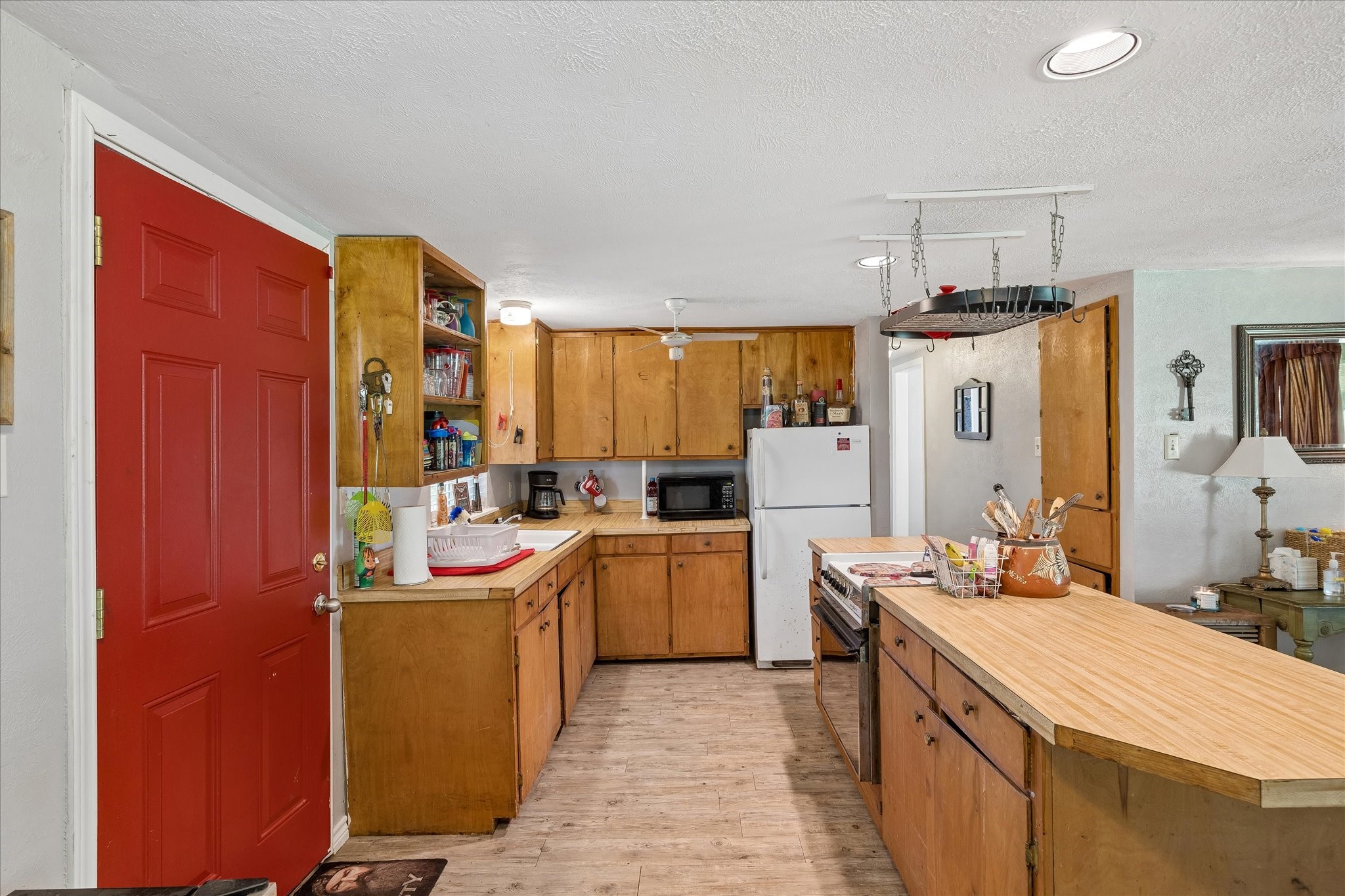 2435 E Lake Drive Weatherford TX 76087