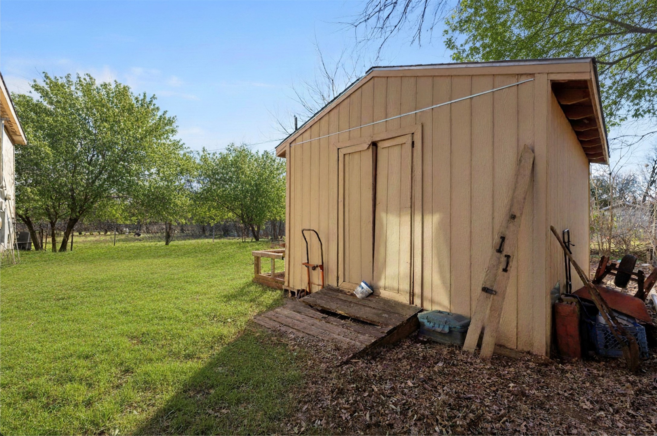 9201 Farmer Road White Settlement TX 76108