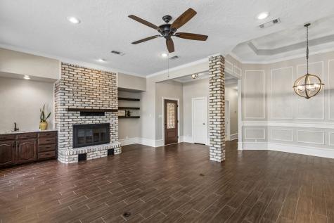 604 Shalamar Place Irving TX 75061