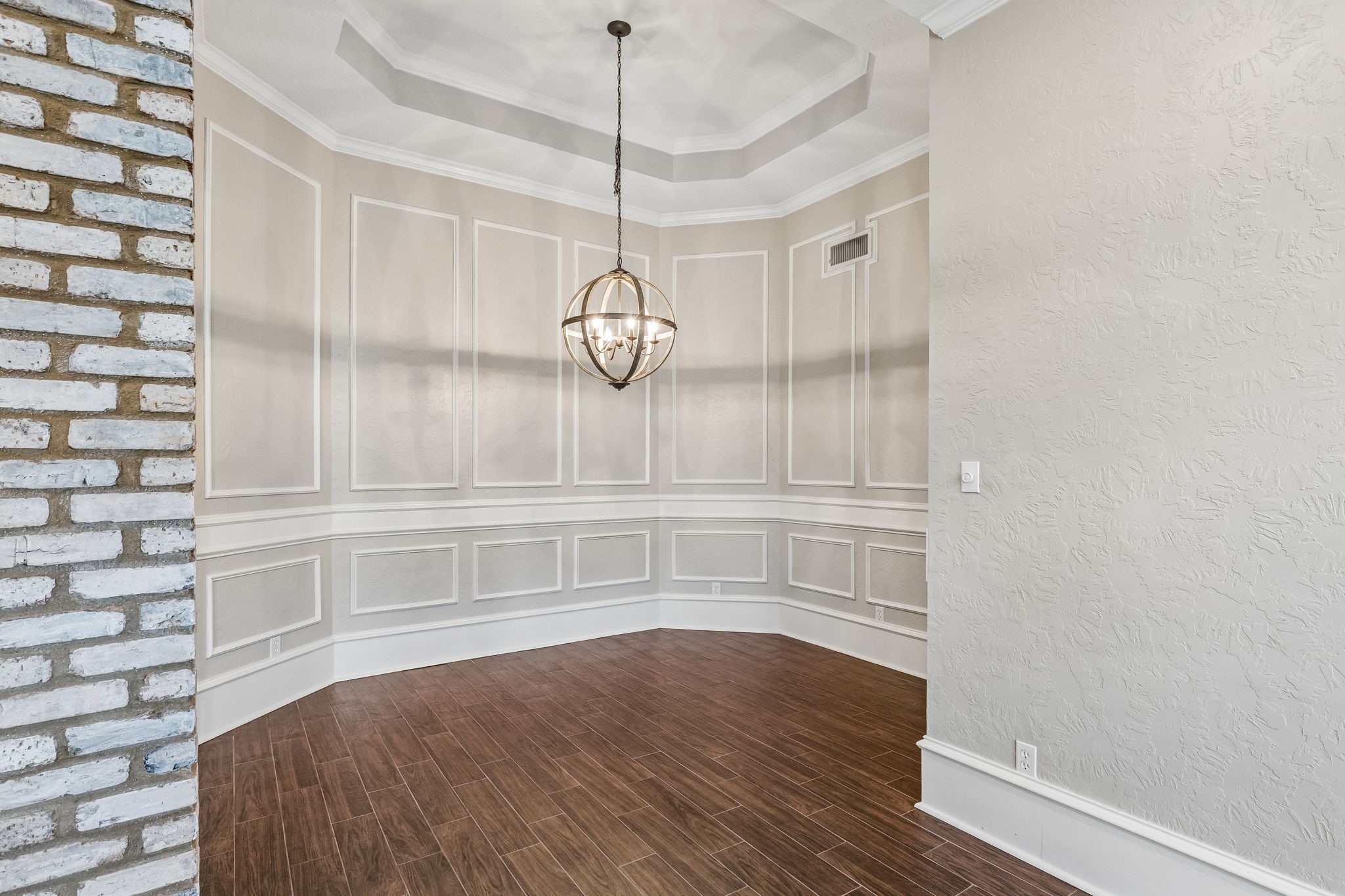 604 Shalamar Place Irving TX 75061