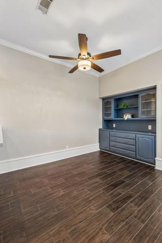604 Shalamar Place Irving TX 75061