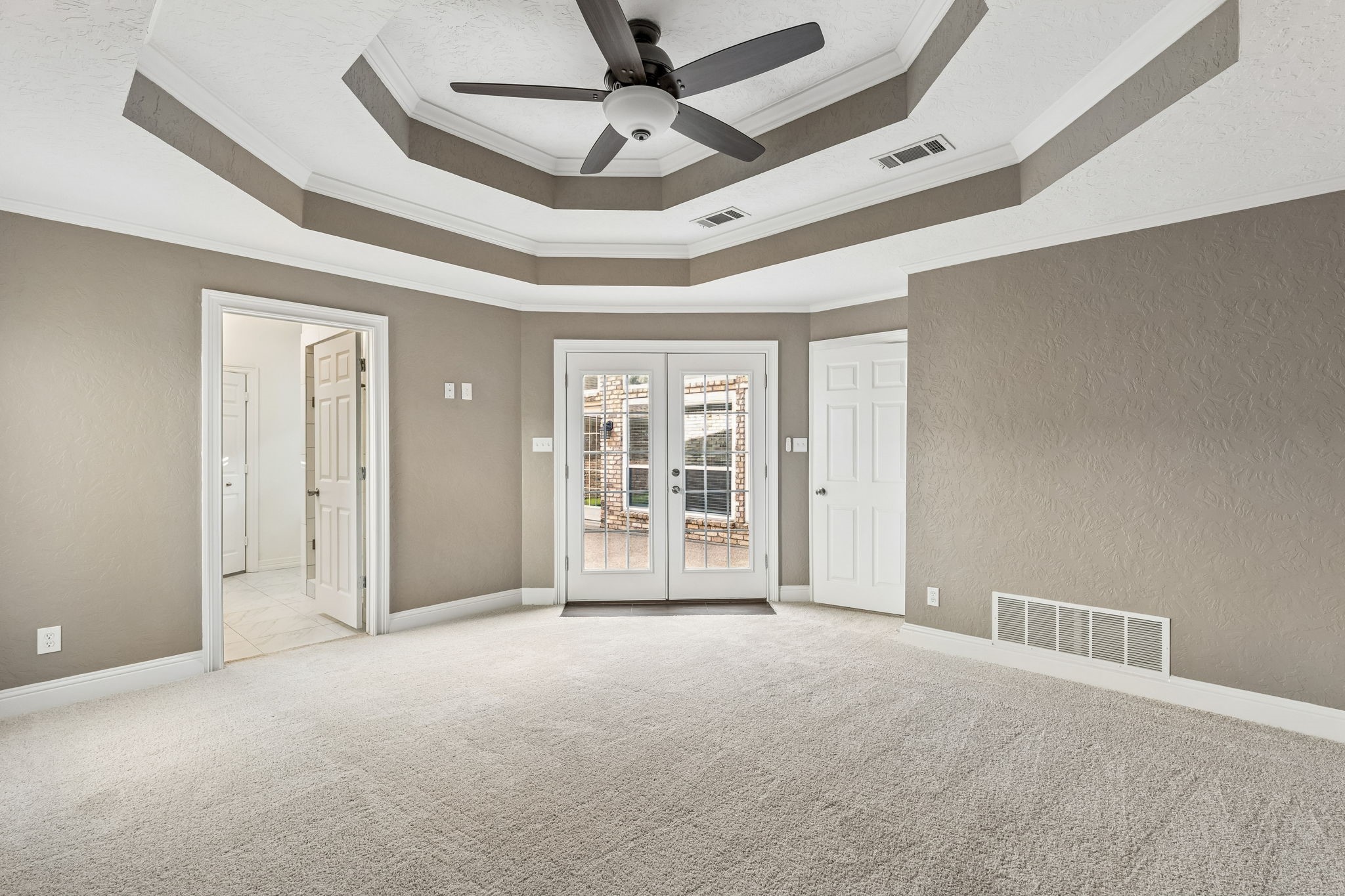 604 Shalamar Place Irving TX 75061