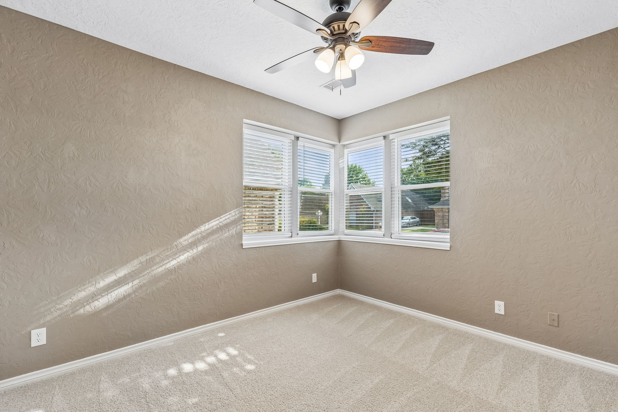 604 Shalamar Place Irving TX 75061