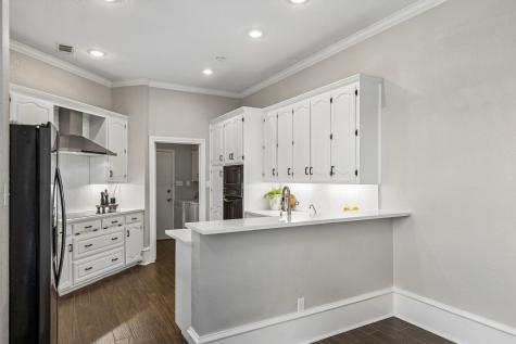 604 Shalamar Place Irving TX 75061