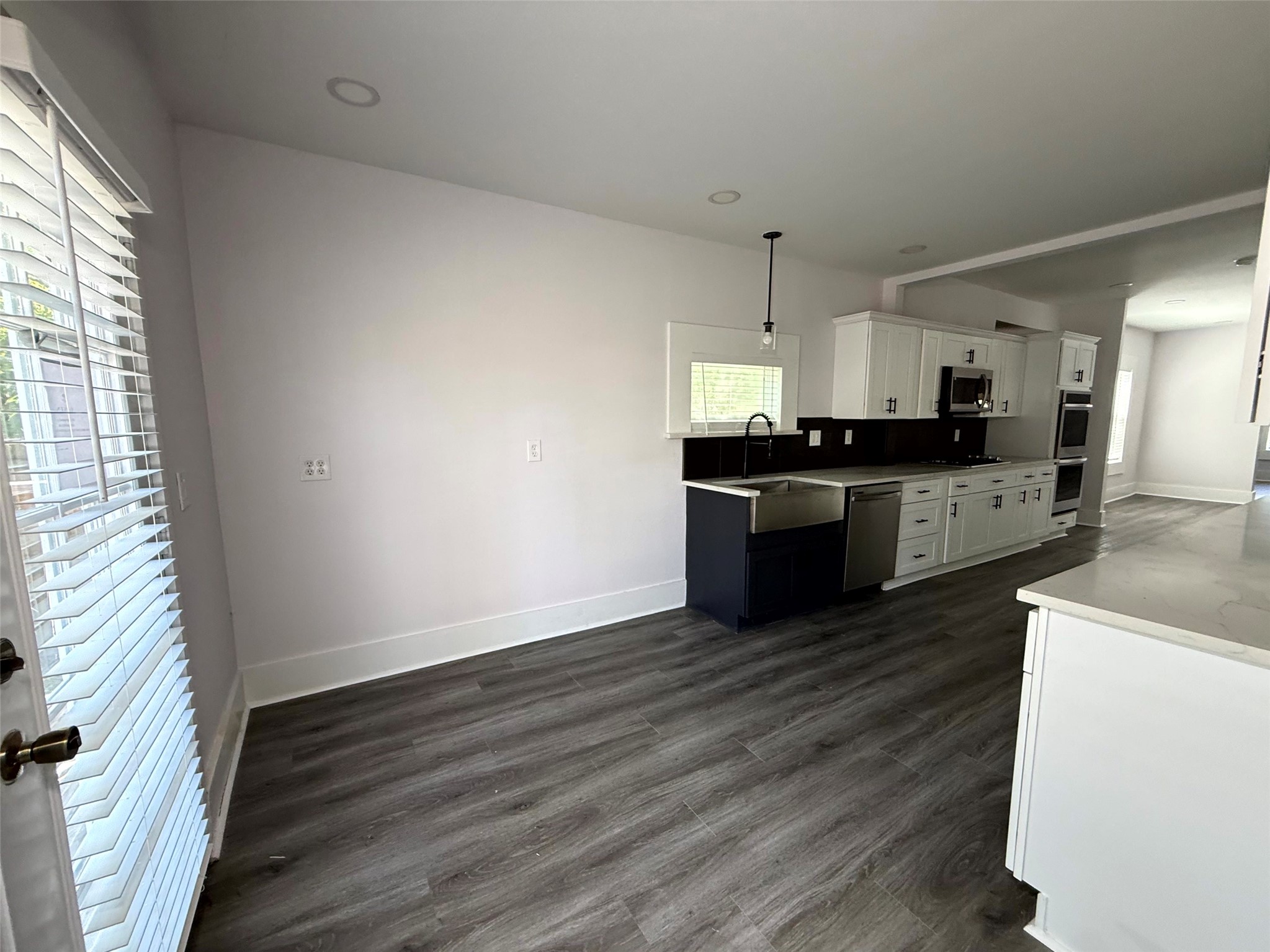2502 W Lovers Lane Dallas TX 75235