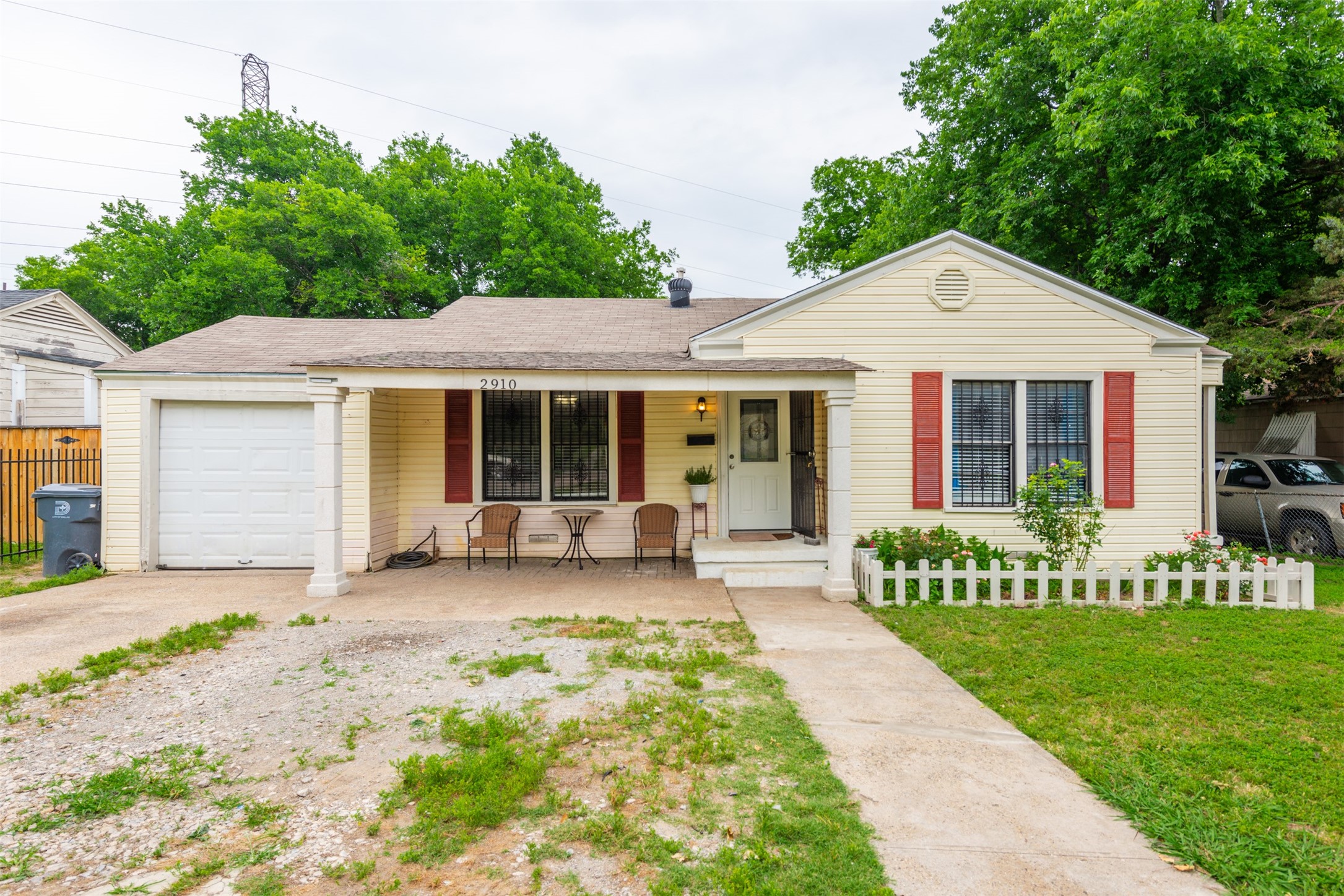 2910 S Ewing Avenue Dallas TX 75216