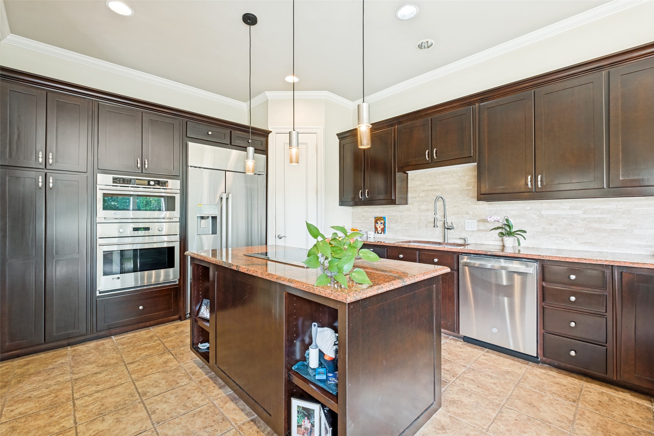 13836 Rockbend Place Dallas TX 75240
