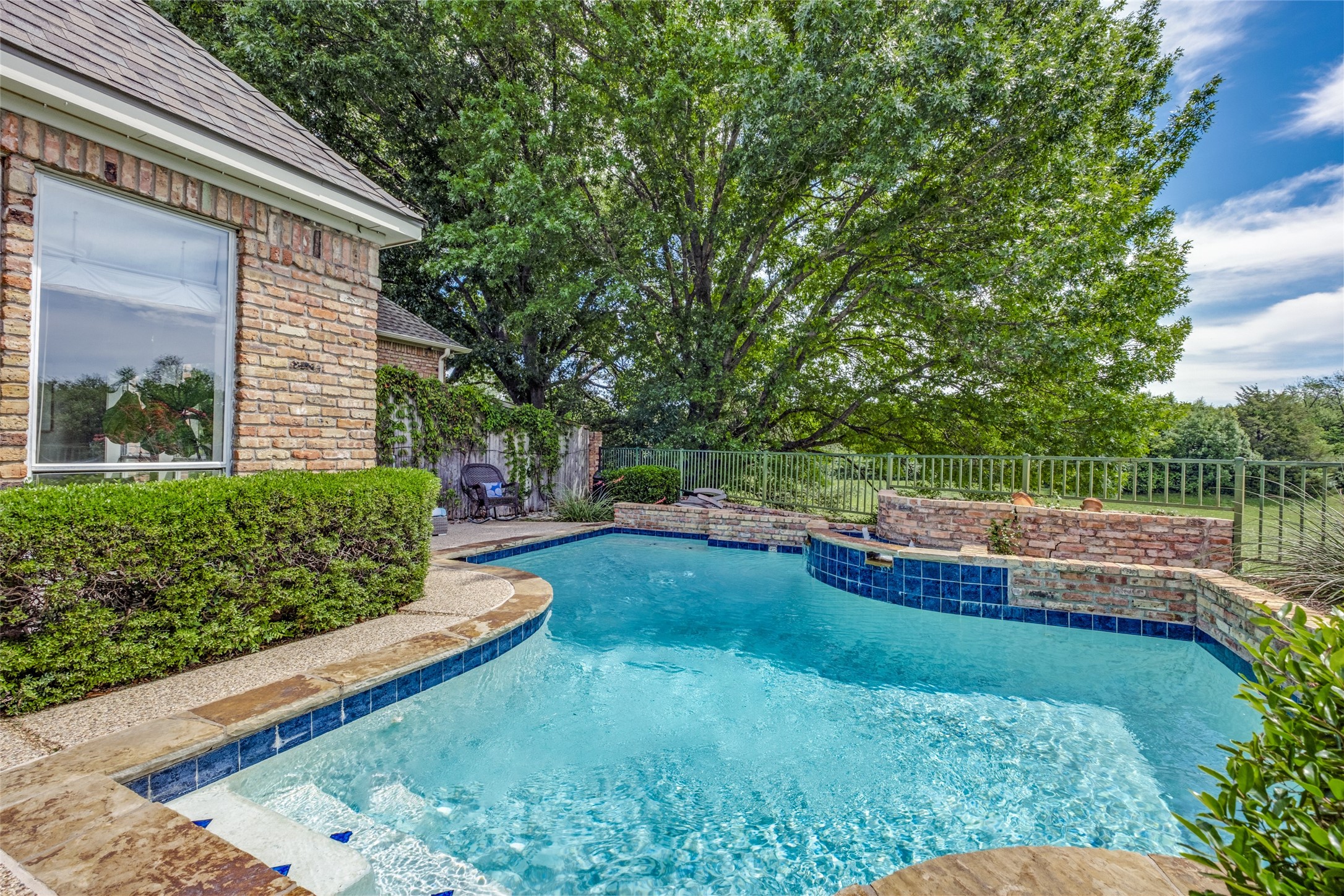 13836 Rockbend Place Dallas TX 75240