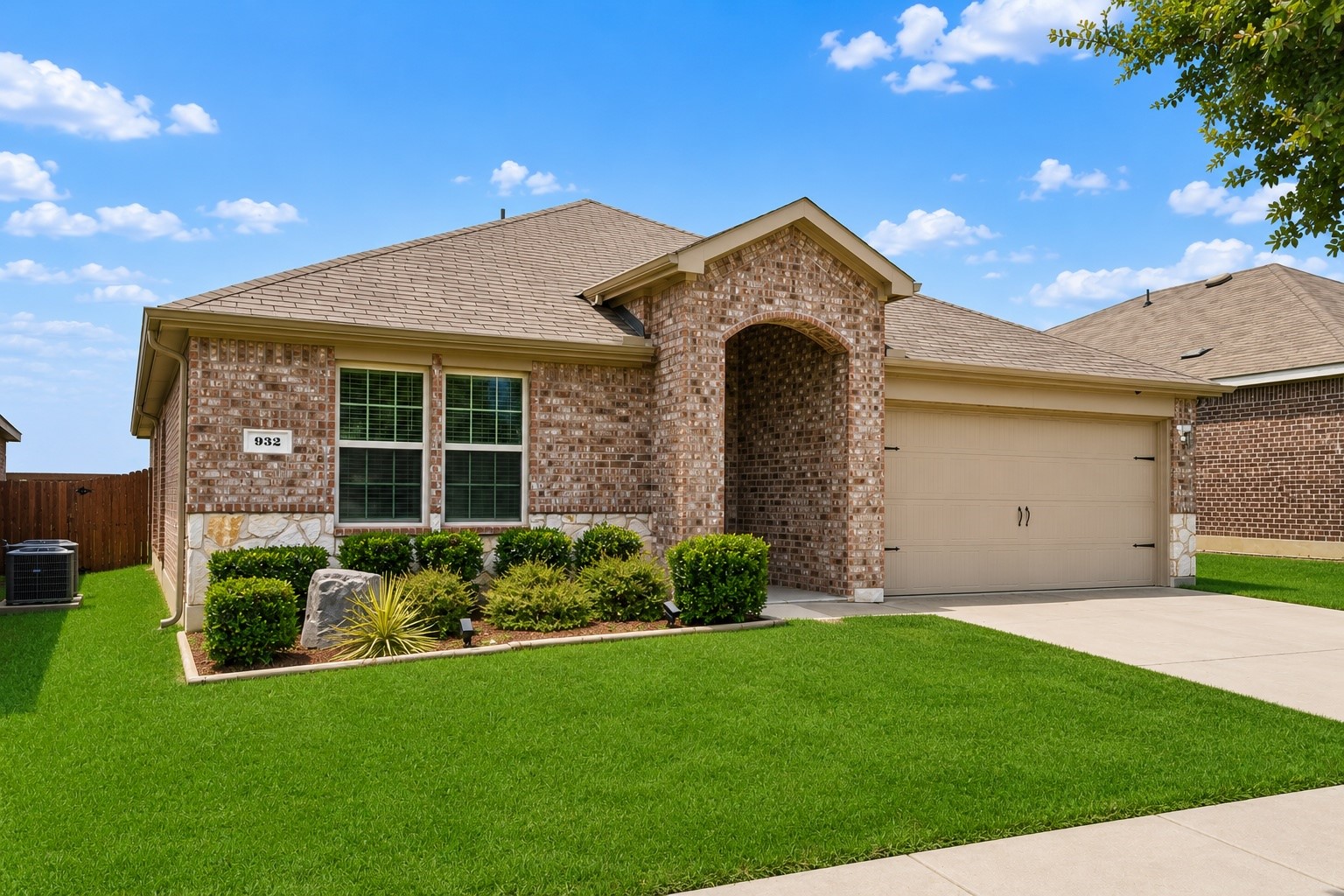 932 Juno Lane Denton TX 76209