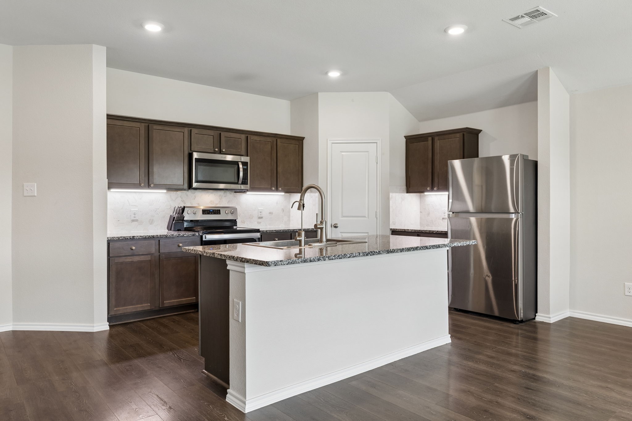 932 Juno Lane Denton TX 76209