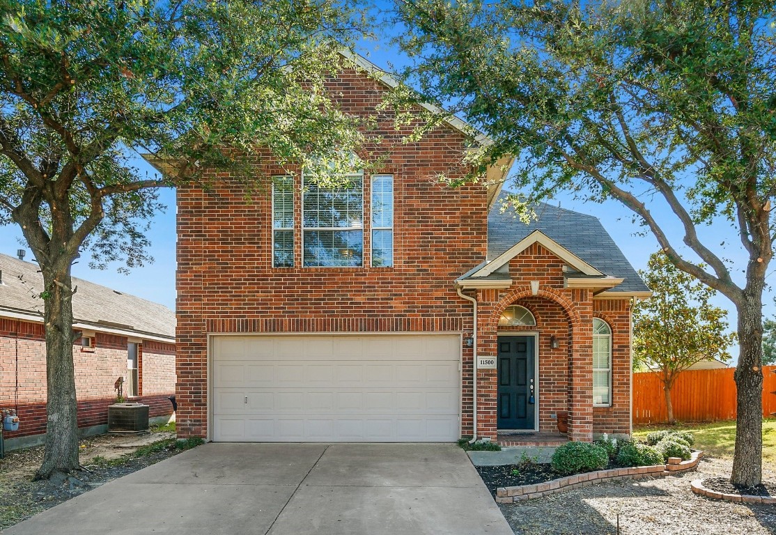 11500 Petunia Drive Fort Worth TX 76244