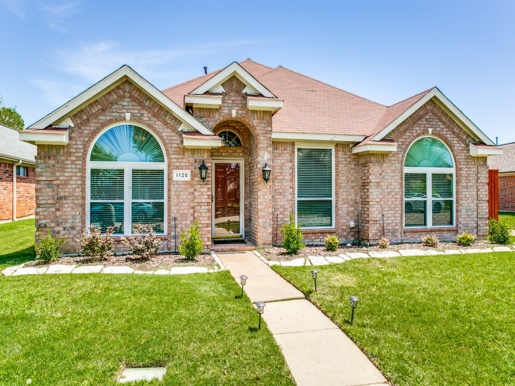 1125 Courtney Lane Lewisville TX 75077
