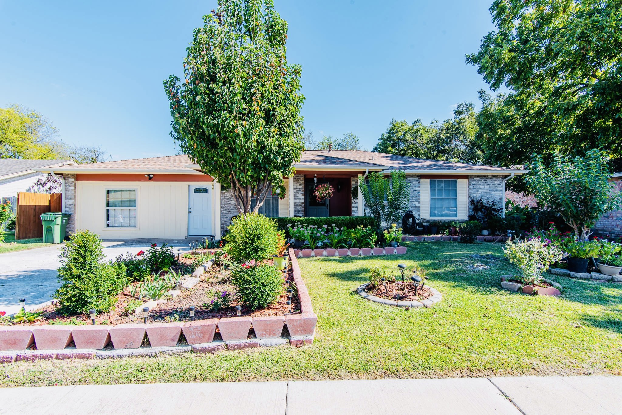 3705 Claysford Court Arlington TX 76015