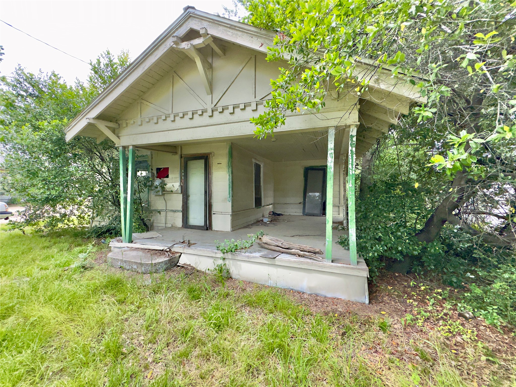 606 Houston Street Sulphur Springs TX 75482