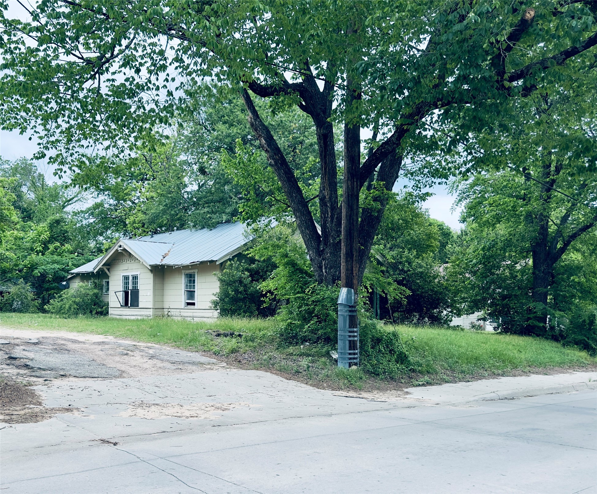 606 Houston Street Sulphur Springs TX 75482