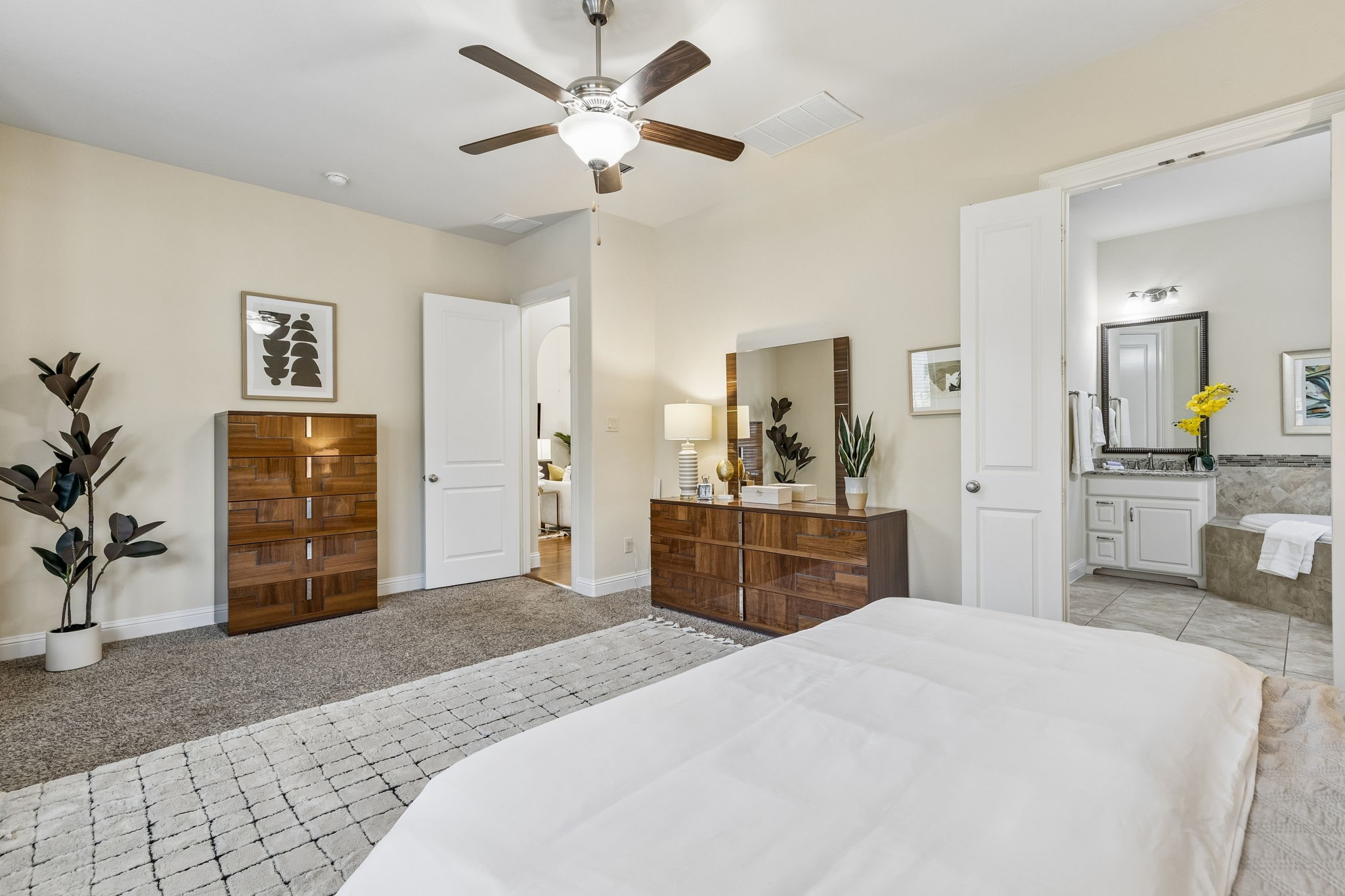 349 Hill Creek Lane Grapevine TX 76051