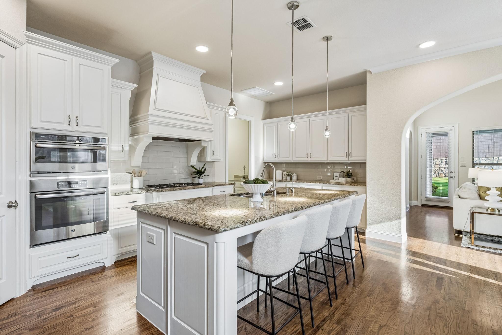 349 Hill Creek Lane Grapevine TX 76051