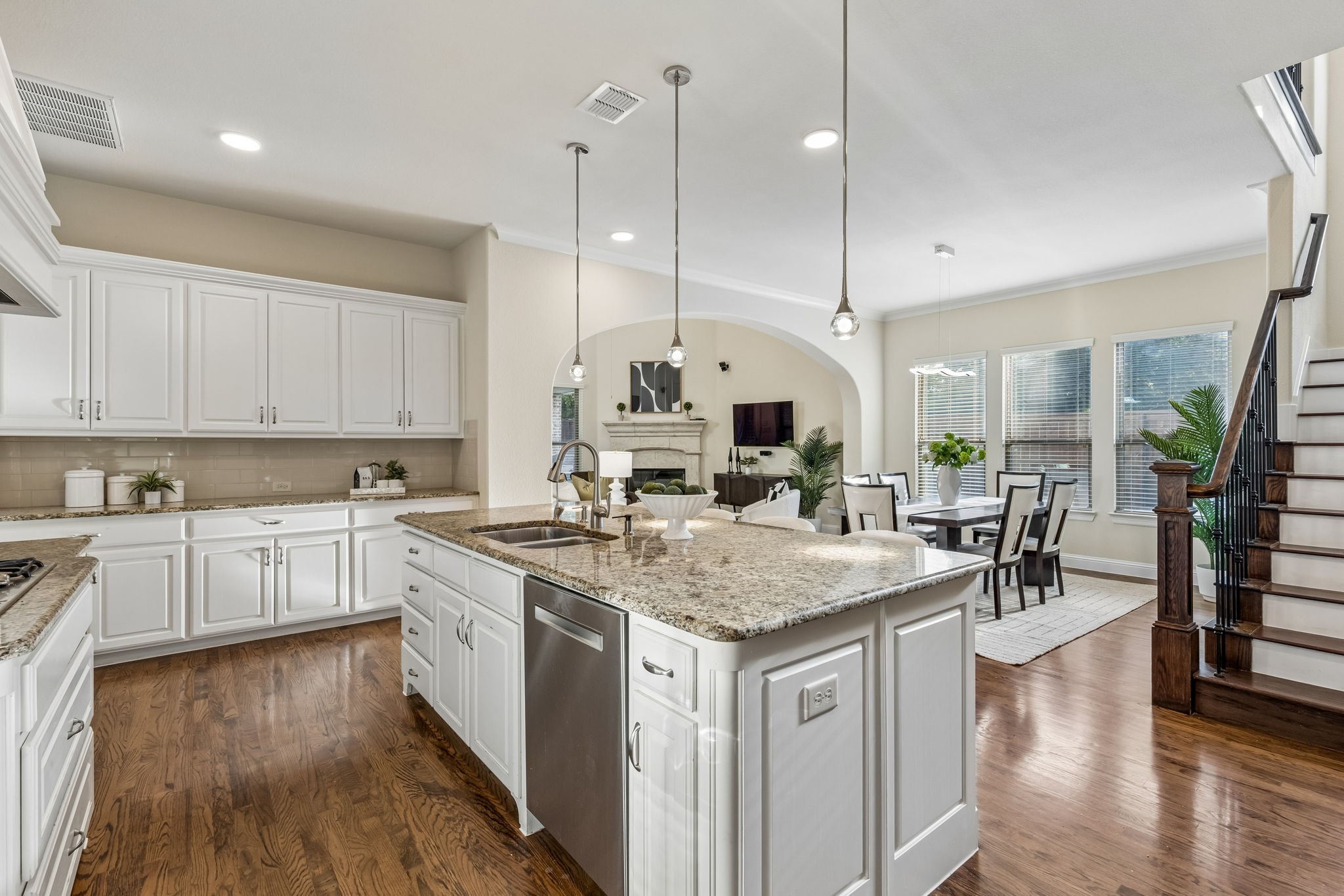 349 Hill Creek Lane Grapevine TX 76051