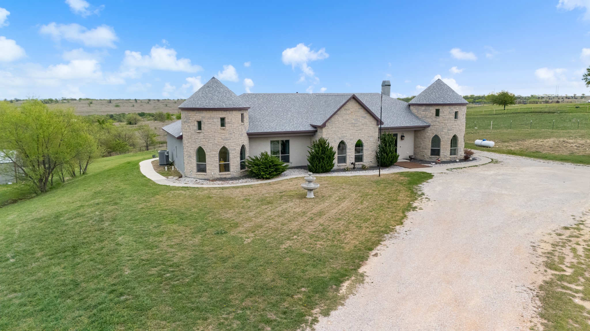 1395 Private Road 4011 Decatur TX 76234