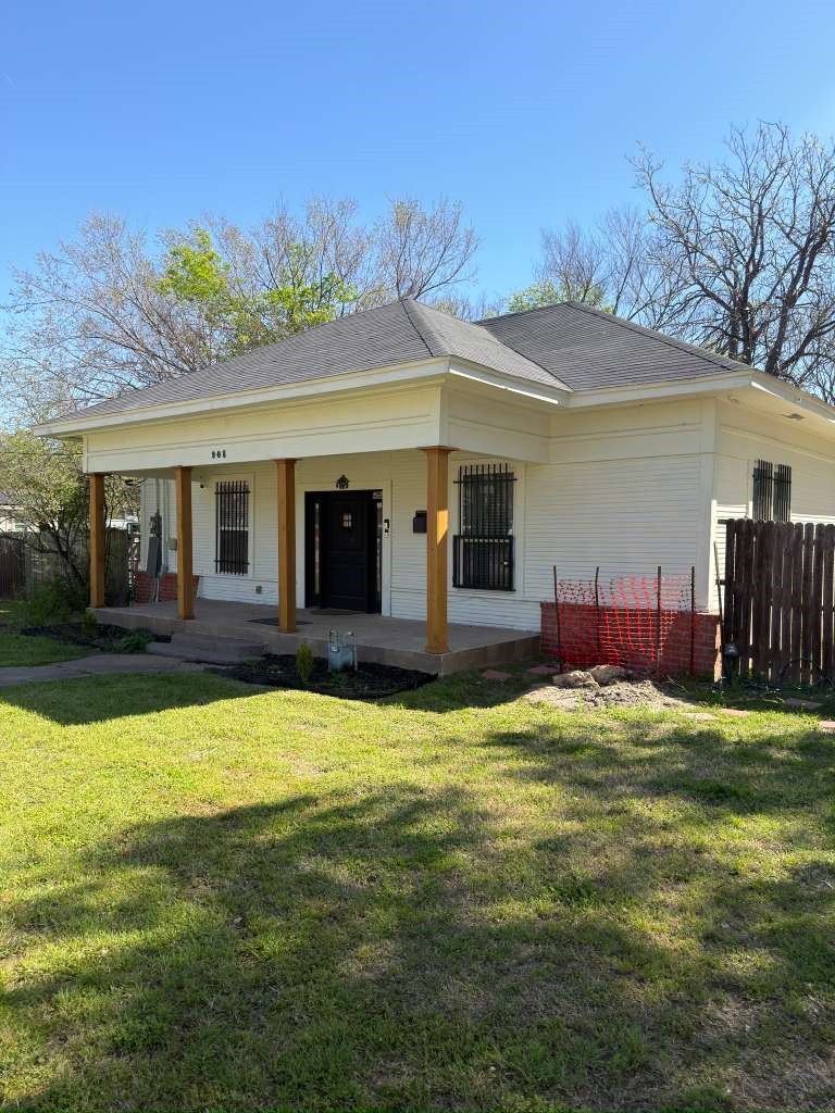 908 N Virginia Street Terrell TX 75160