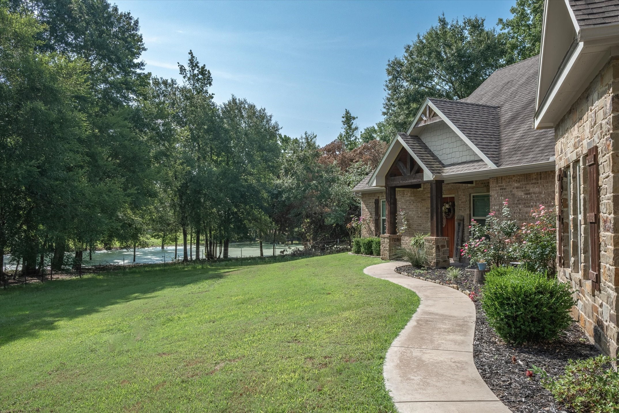 945 County Road 2360 Mineola TX 75773