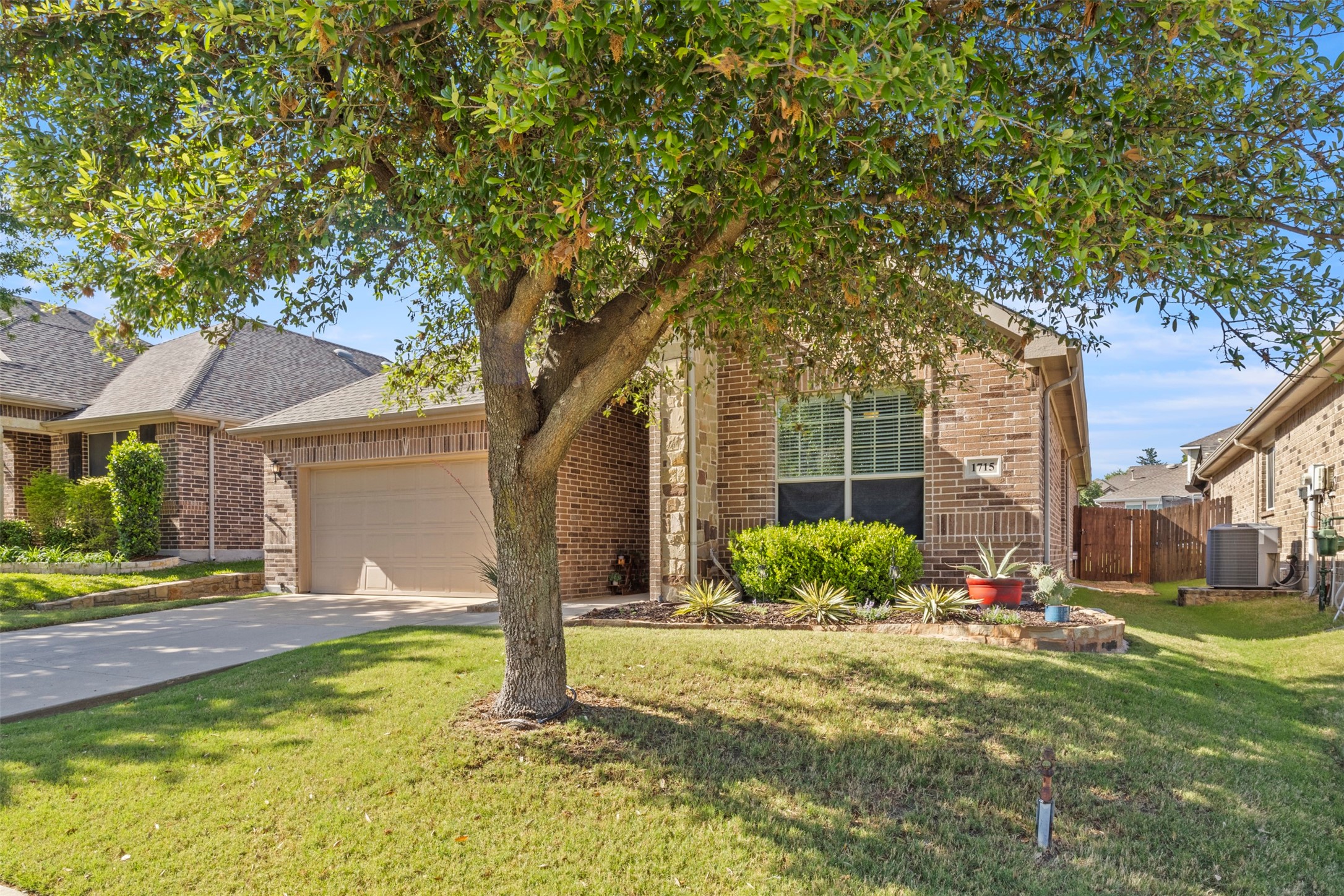 1715 Oak Glen Drive Wylie TX 75098