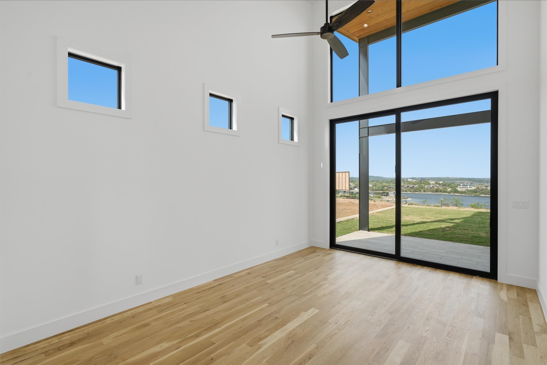 961 E Hells Gate Drive Graford TX 76449