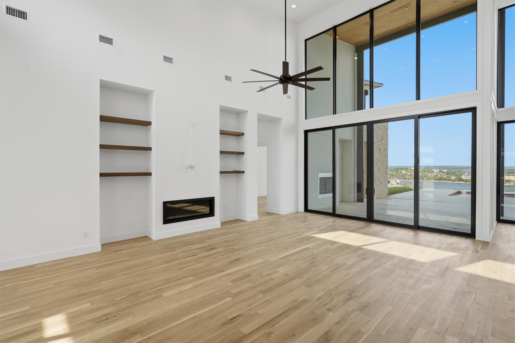 961 E Hells Gate Drive Graford TX 76449