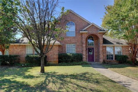 105 Marseille Drive Hurst TX 76054