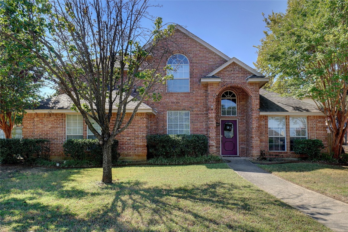 105 Marseille Drive Hurst TX 76054
