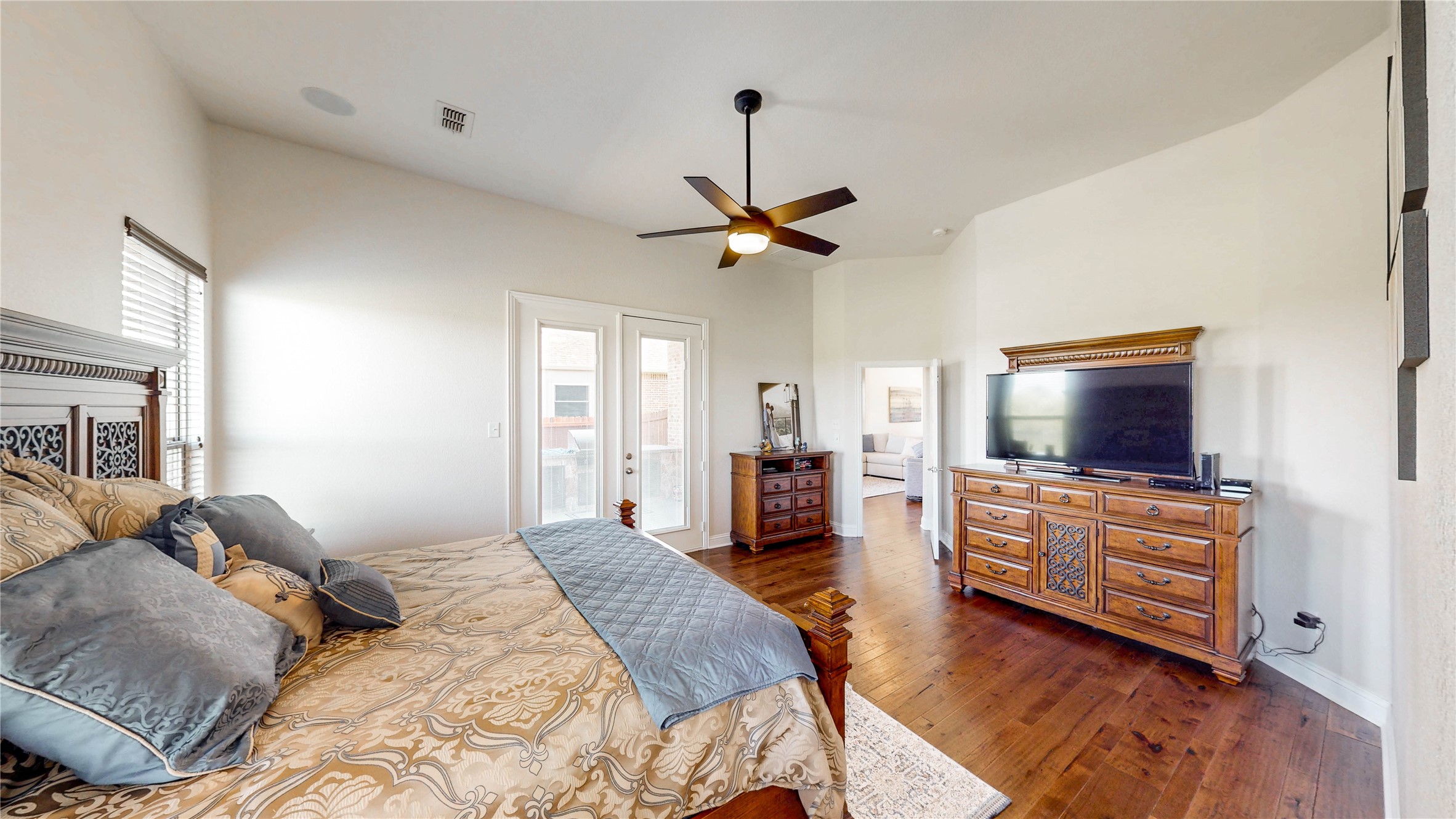 4708 Brookside Drive Denton TX 76226