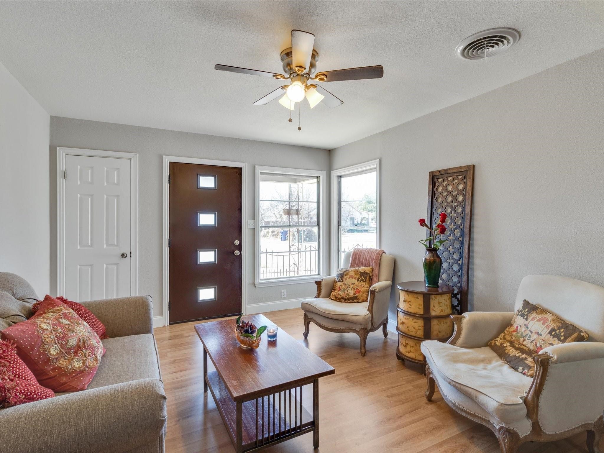 801 Pecan Street Sanger TX 76266