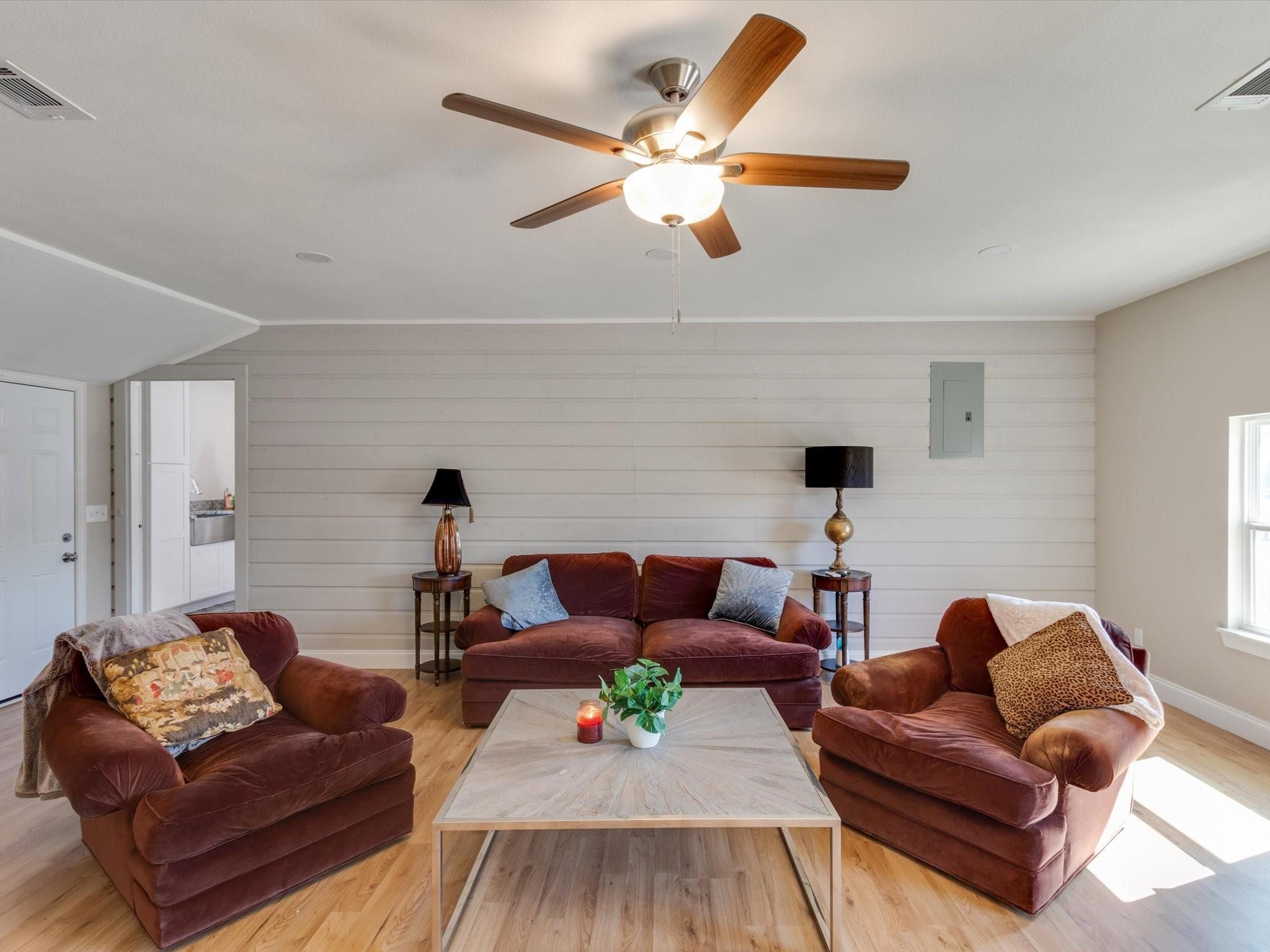 801 Pecan Street Sanger TX 76266