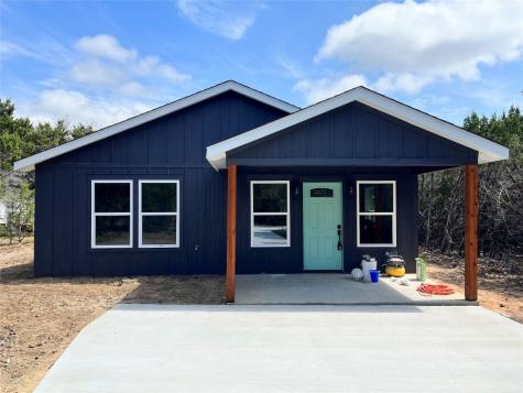 9409 Hilltop Street Rio Vista TX 76093